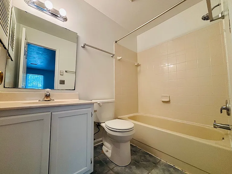 108 Chowning Pl — Photo 16