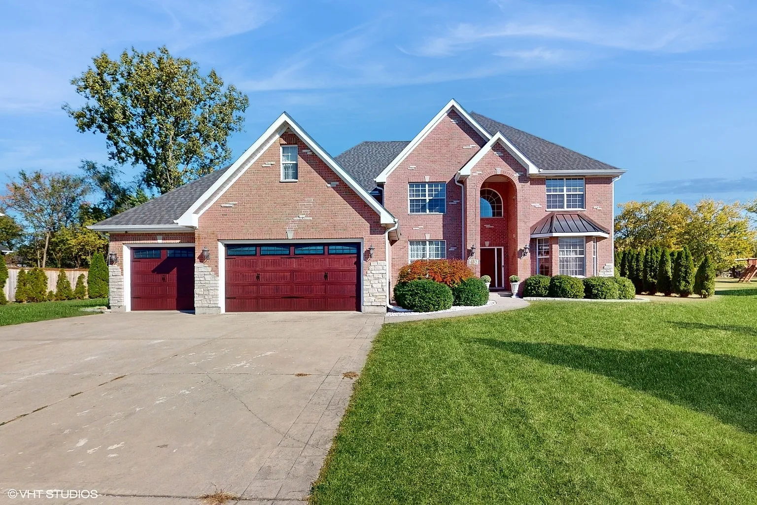 632 Hickman Ln photo 1