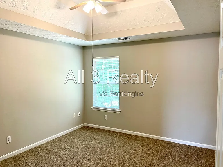 60 Spring Lake Ter — Photo 11