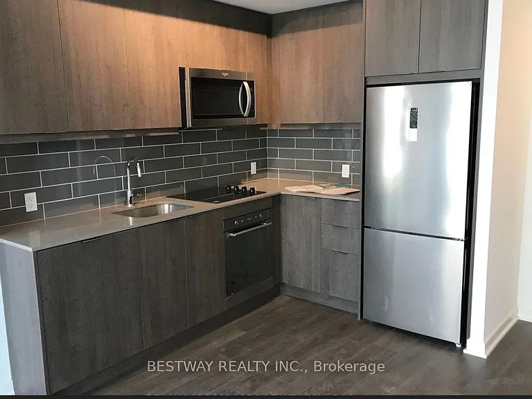 38 Forest Manor Rd #404 — Photo 5