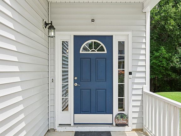 4th image of 1212 Southgate Dr