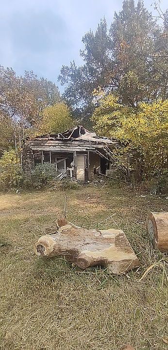 1st image of 226 5th St S