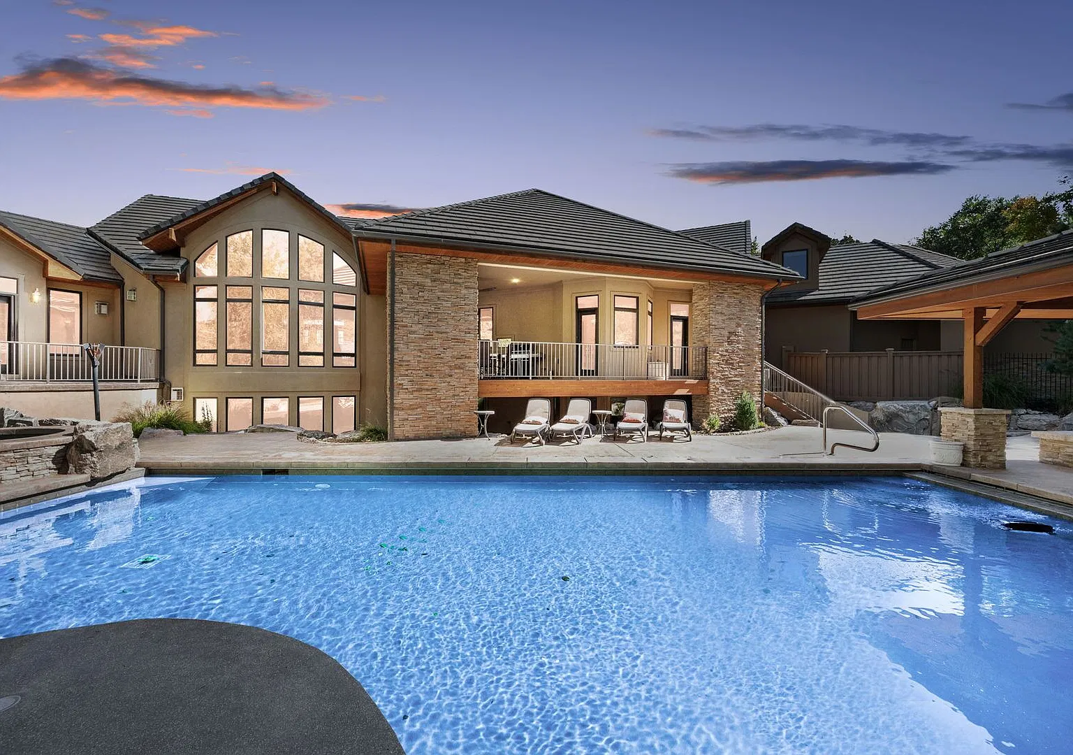 5BD, 8BA Littleton Home with Office, Pool, and 4-Car Garage — Photo 2