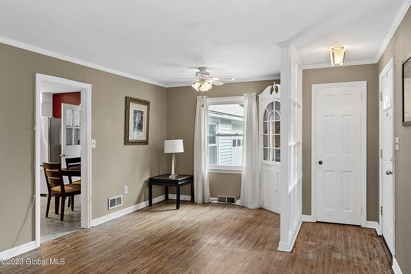3rd image of 5 Crescent Terrace