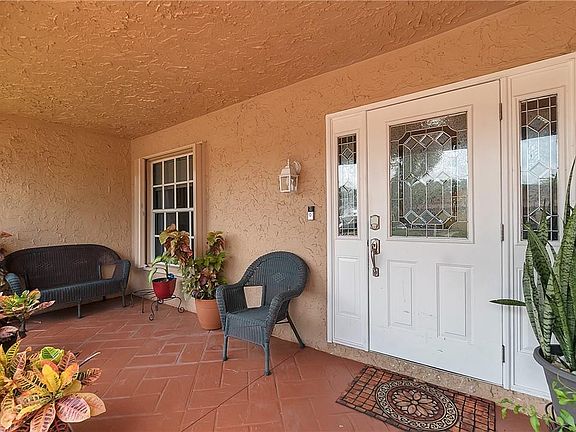 5th image of 7425 SW 14th Court