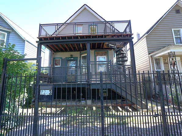 2233 N Kenneth Ave, Chicago, IL 60639