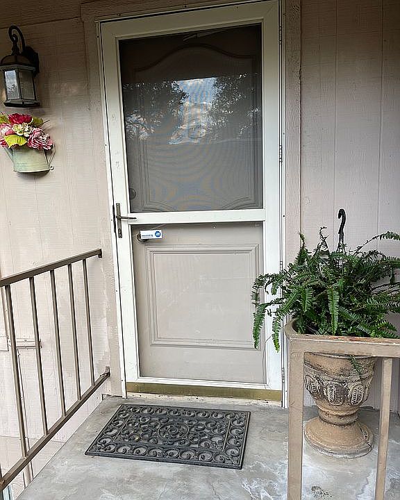 1st image of 9503 Powhatan Dr APT 402