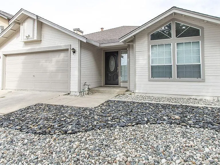 757 Waddell Way — Photo 1