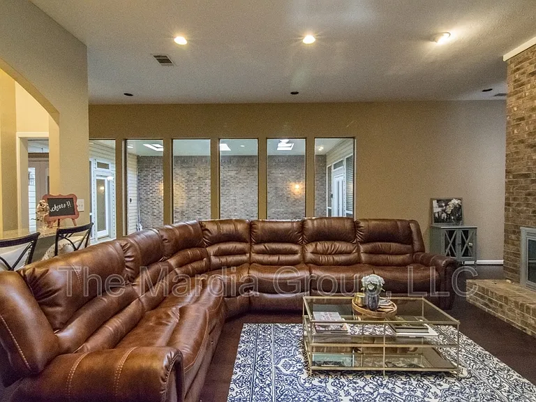 3215 San Sebastian Dr — Photo 8