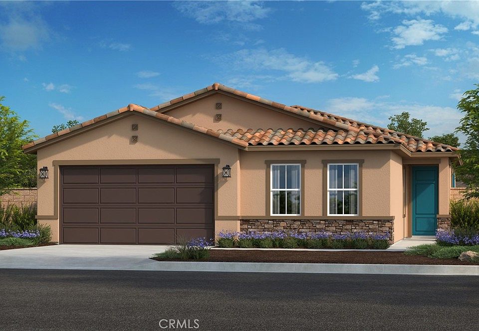 1st image of 28564 Abbey Ln