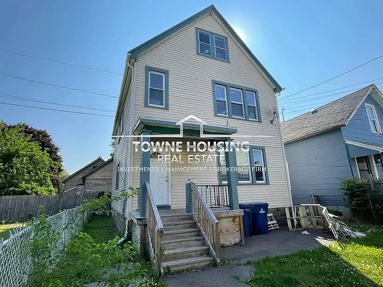 499 Fargo Ave — Photo 1