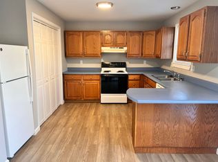 33 Burleigh Rd APT 8, Bangor, ME 04401