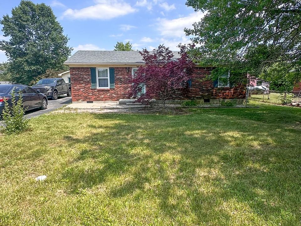 1st image of 105 Ravenwood Dr