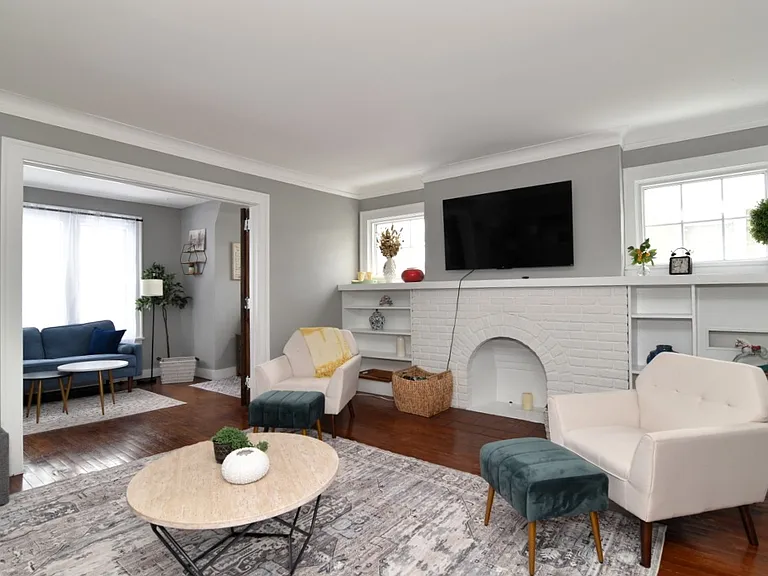 1756 Lee Rd — Photo 3
