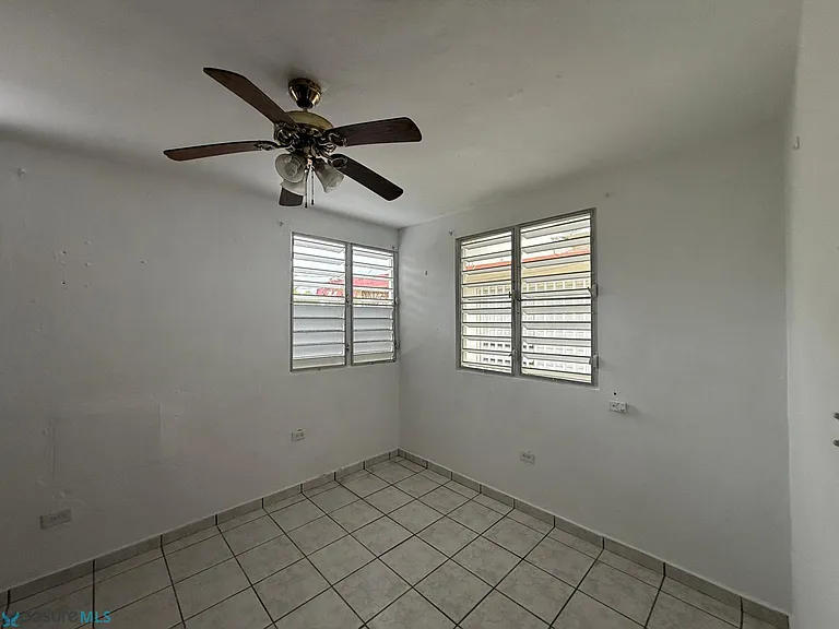 8 Calle Sq #1403 — Photo 2
