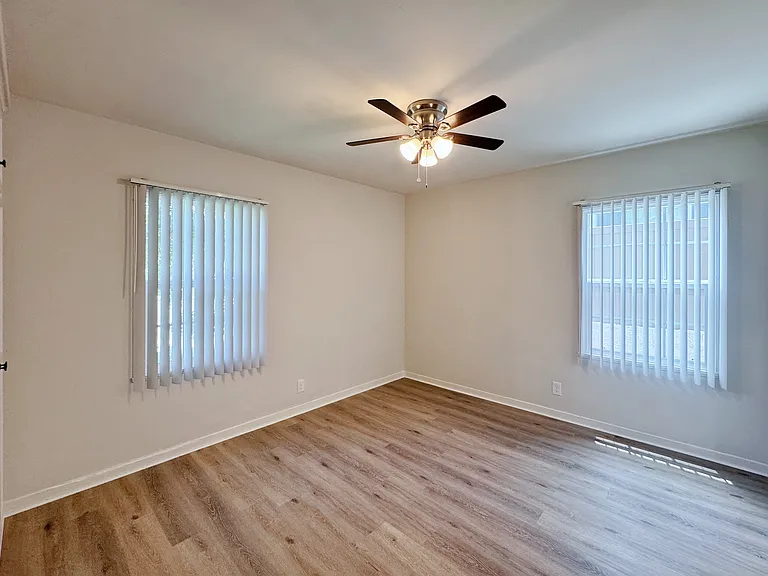 877 S Marengo Ave #899 — Photo 17