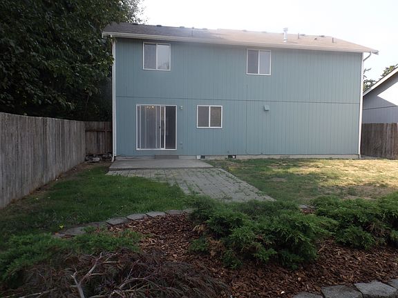 4th image of 5736 Pecan Ln NE