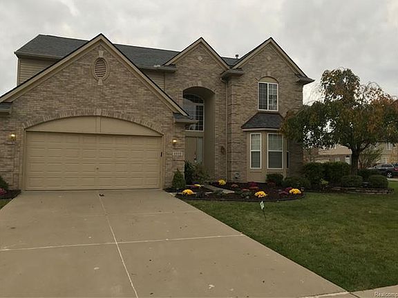 4th image of 6608 Anna Dr #115