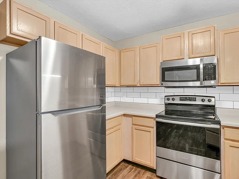 1-6 Rainbow Cir — Photo 24