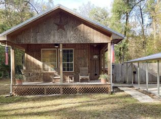 765 SW Santa Fe Dr, Fort White, FL 32038