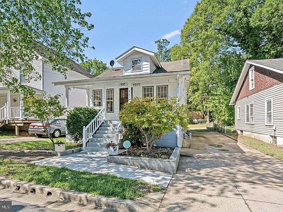 2nd image of 4022 36th St