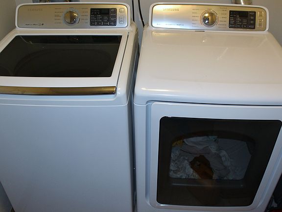 4th image of 5500 W 115th St #101