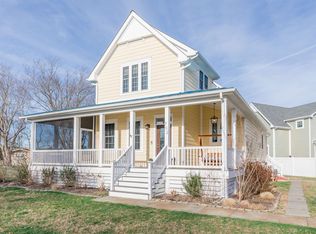 702 Foster Ave, Cape May, NJ 08204