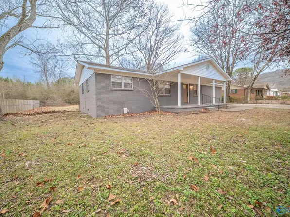 177 3rd St, Gurley, AL 35748