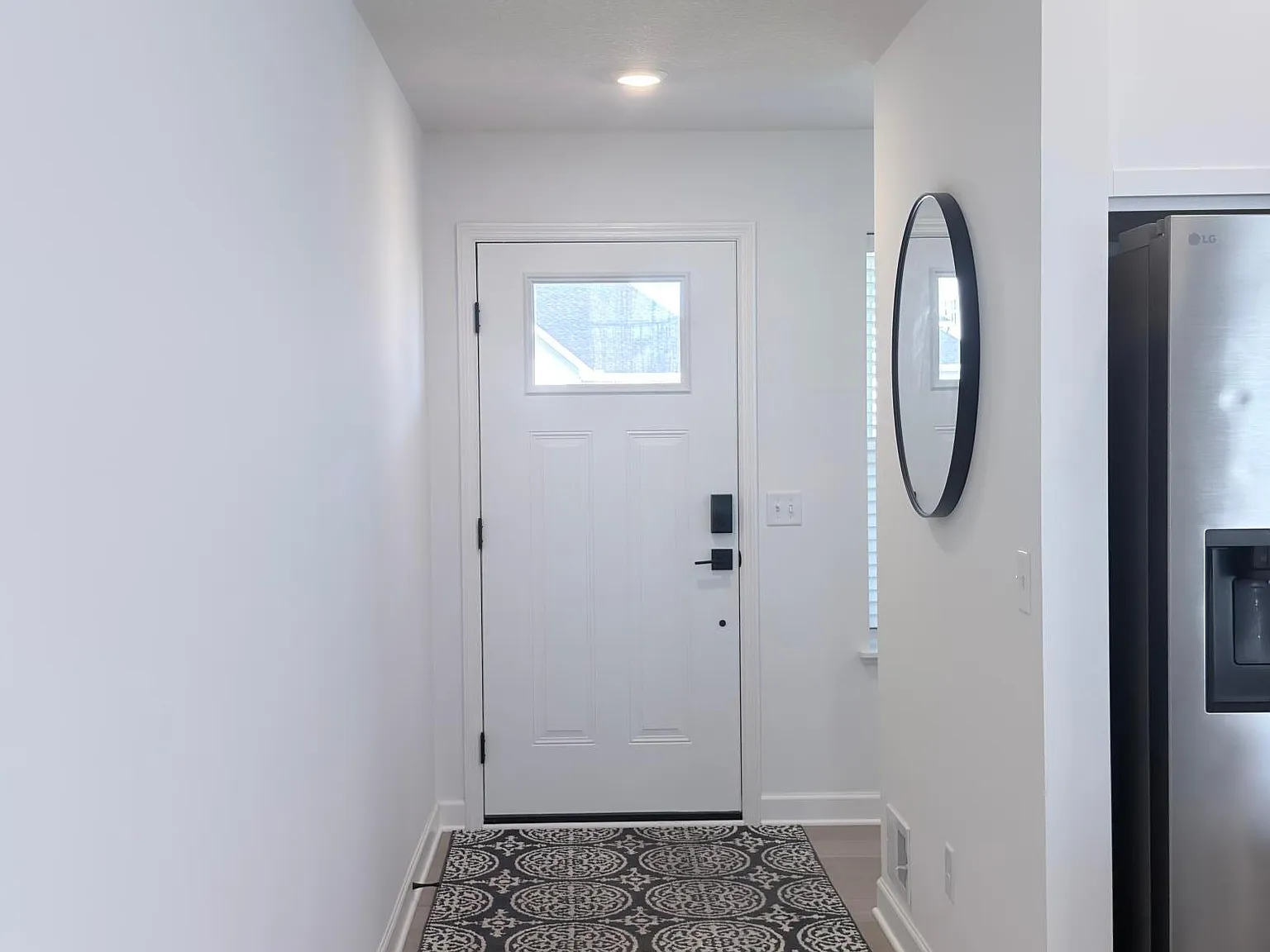 4 bed, 3.5 bath, 2645 sqft, $3,250 — Photo 4