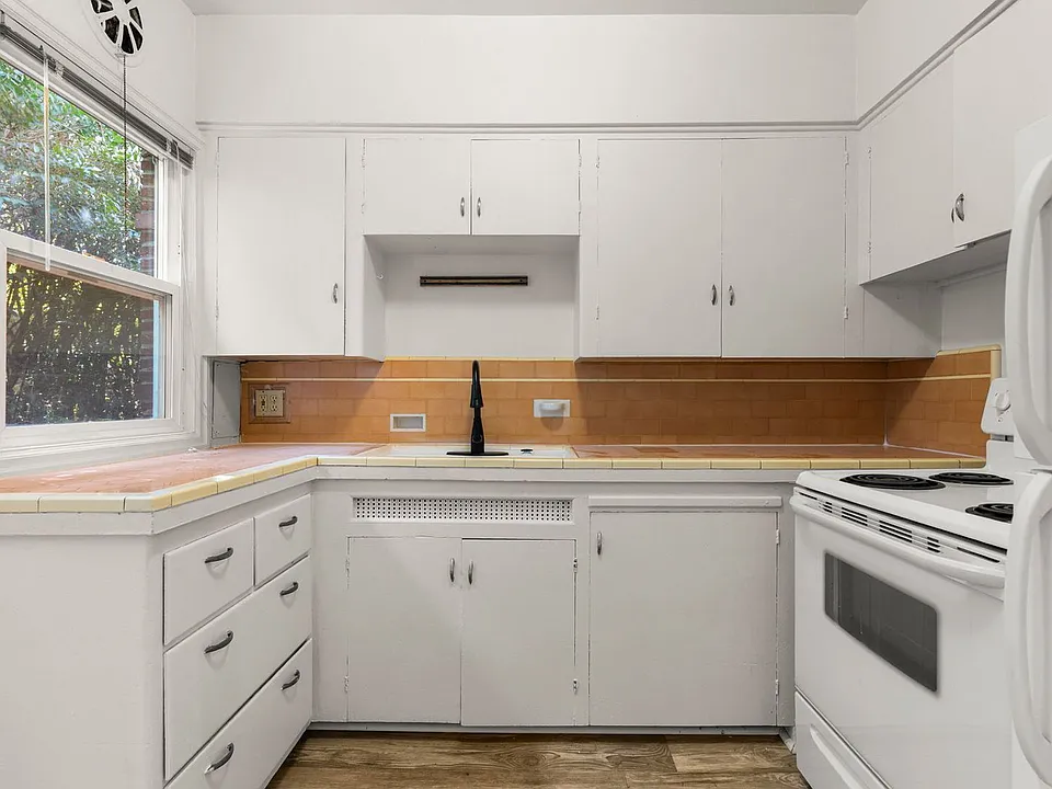 516 SE 15th Ave