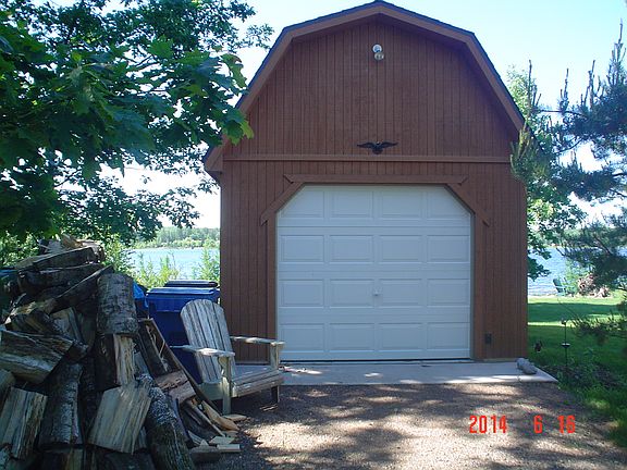 single car, second floor 