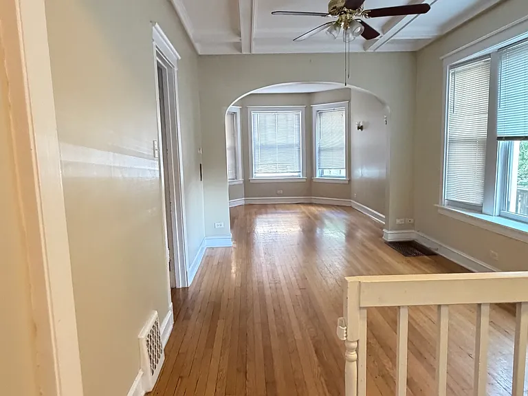 4106 N Damen Ave #1 — Photo 2