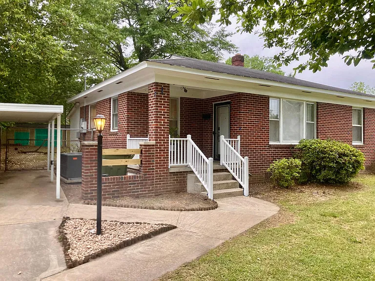 2318 Baxter St — Photo 11