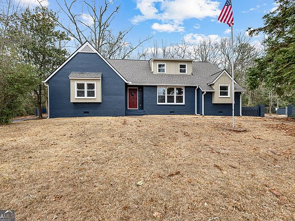 4th image of 617 Mayes Way