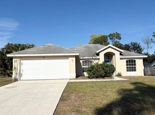 641 SE Delancey Ln, Port Saint Lucie, FL 34984