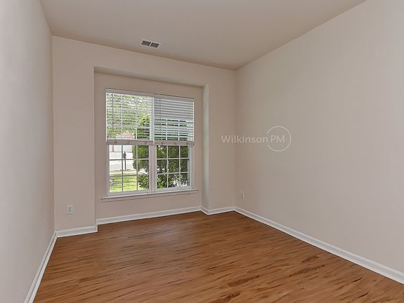 2nd image of 2107 Arbor Vista Dr