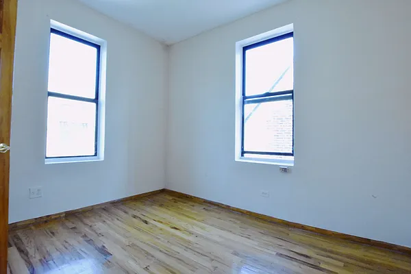 Rented by Bold New York | media 12