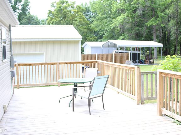 3rd image of 6680 Fort Rd