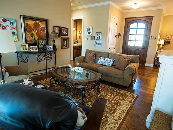 2nd image of 3901 Spyglass Dr