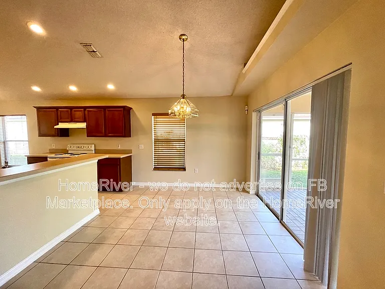 2141 Hunters Greene Dr — Photo 8