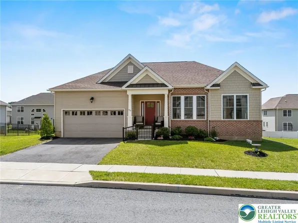 1757 Josie Ln, Bethlehem, PA 18020