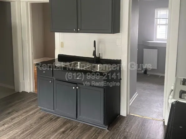 1015 Humboldt Ave N #2, Minneapolis, MN 55411