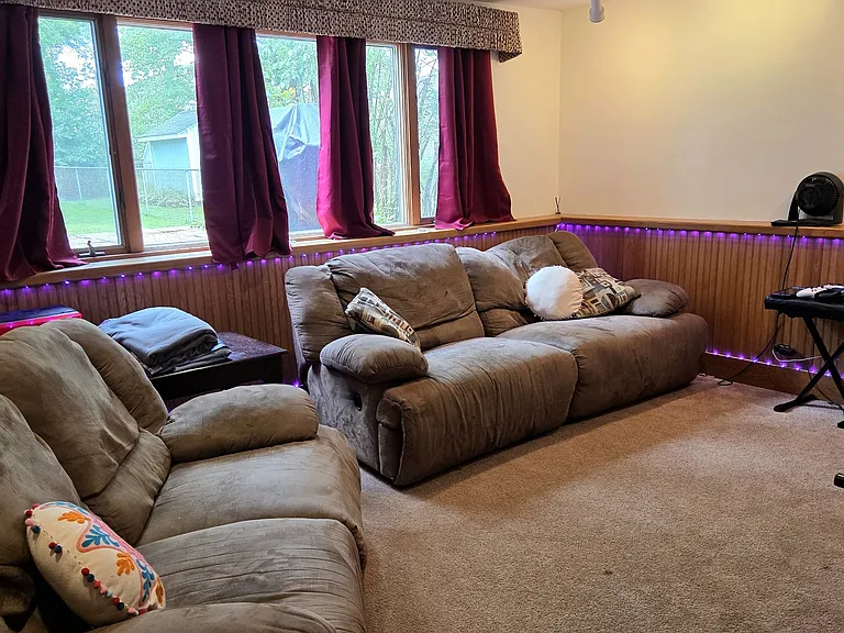 276 Continental Ln — Photo 17