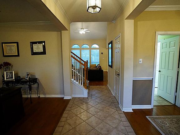 3rd image of 1284 Evening Bay Ln