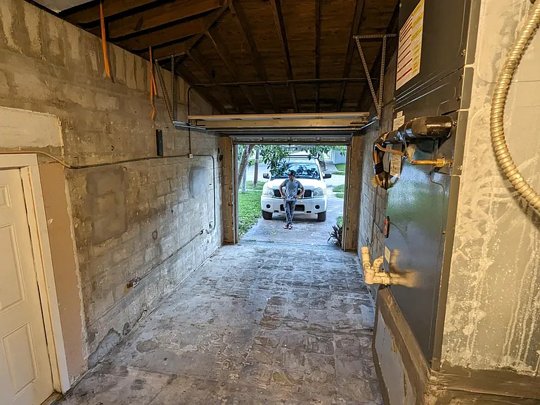 15780 NE 15th Ave — Photo 15