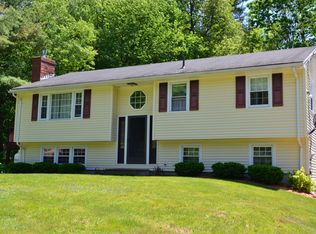 7 Upstone Ln, Derry, NH 03038