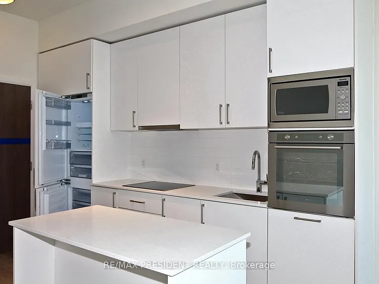 27 Bathurst St #404W — Photo 10