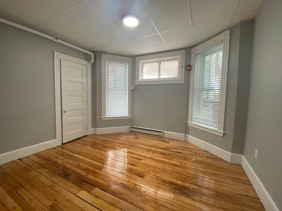 4 North State Street Concord, NH 03301 4 N State St Concord NH Zillow