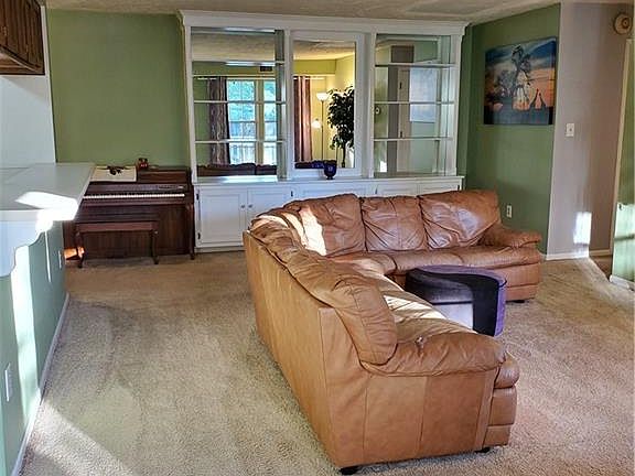 2nd image of 9397 London Tower Ct Unit 508