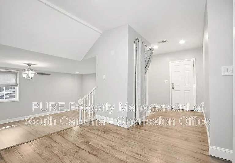 1133 Brody Ave — Photo 19